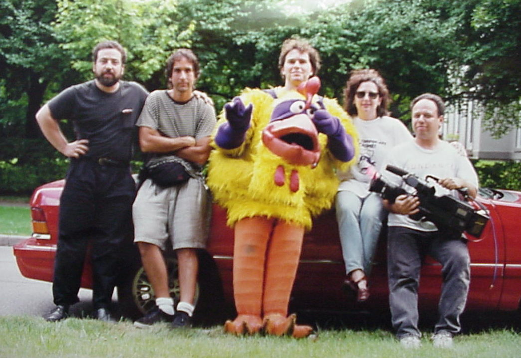 Derevlany as Crackers with crime-fighting team